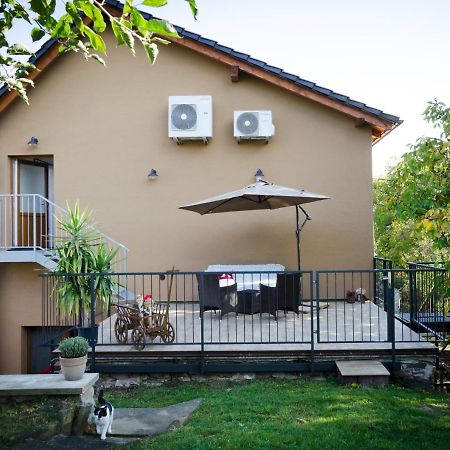 Apartmany U Kotacku Veverske Kninice Bagian luar foto