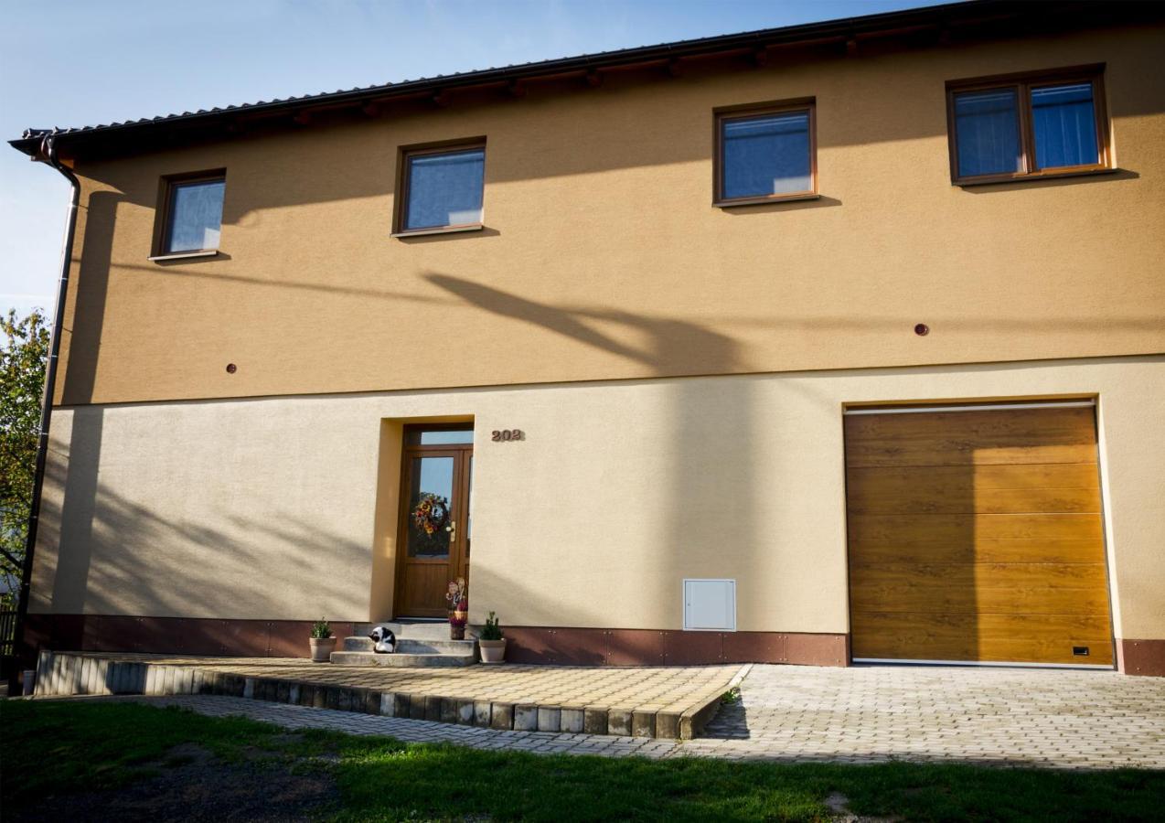 Apartmany U Kotacku Veverske Kninice Bagian luar foto