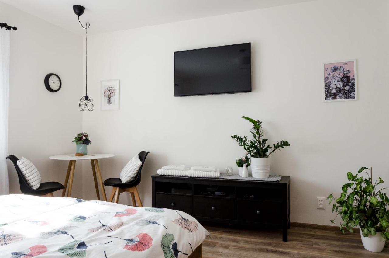 Apartmany U Kotacku Veverske Kninice Bagian luar foto